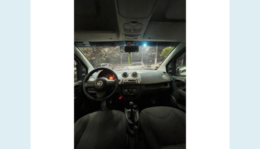 FIAT UNO FLEX MANUAL 4P - PRATA - 2011 Foto 7 (Grande)