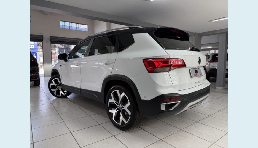 VOLKSWAGEN VOLKSWAGEN TAOS FLEX AUT. 4P - BRANCO - 2023 Foto 7 (Grande)