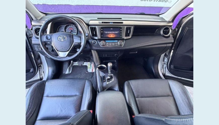 TOYOTA RAV 4 AUT. 4P - PRATA - 2015 Foto 7 (Grande)