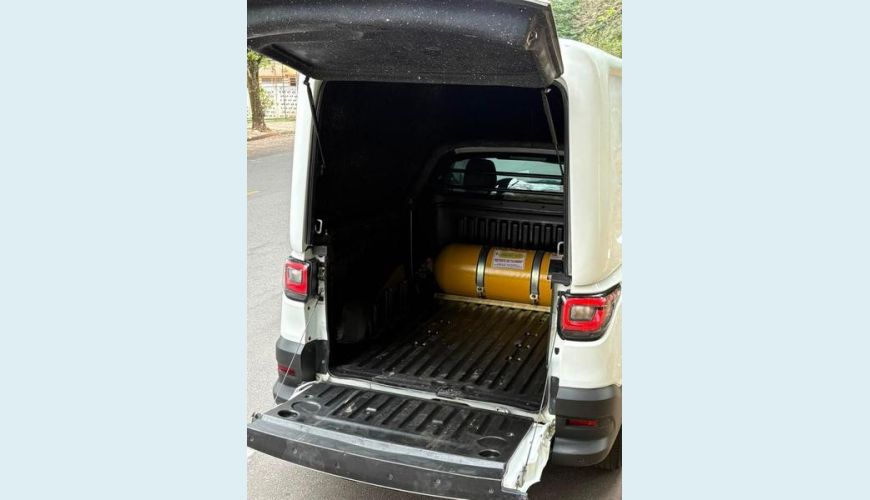 FIAT FIAT STRADA FREEDOM 1.3 FLEX MANUAL 4P - BRANCO - 2022 Foto 7 (Grande)