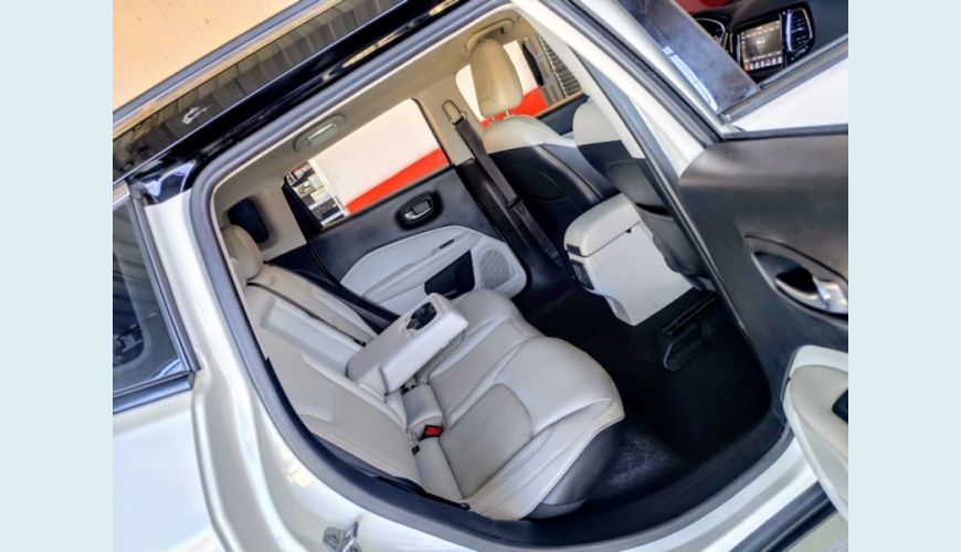 JEEP JEEP COMPASS DIESEL AUT. 4P - BRANCO - 2018 Foto 7 (Grande)