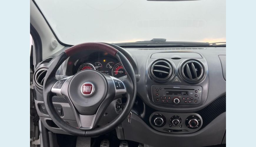 FIAT FIAT PALIO SPORTING 1.6 FLEX MANUAL 4P - PRATA - 2015 Foto 7 (Grande)