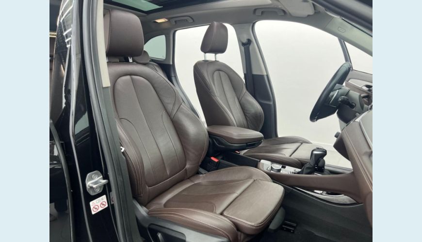 BMW X1 X25I ACTIVEFLEX 2.0 TURBO 231CV FLEX AUT. 4P - PRETO - 2020 Foto 7 (Grande)
