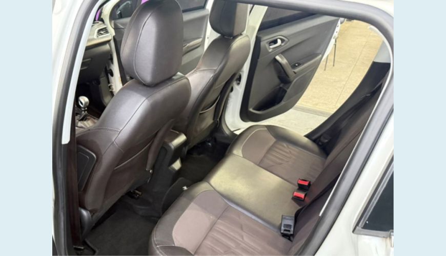 PEUGEOT 2008 FLEX MANUAL 4P - BRANCO - 2016 Foto 7 (Grande)