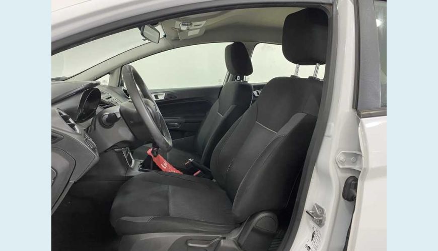 FORD FIESTA SE 1.6 FLEX MANUAL 4P - VERMELHO - 2018 Foto 7 (Grande)