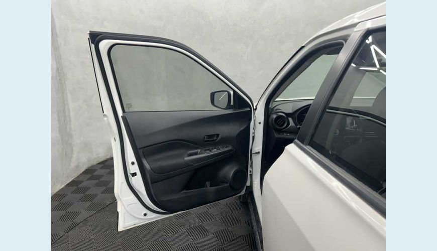NISSAN KICKS ACTIVE 1.6 FLEX AUT. 4P - BRANCO - 2024 Foto 7 (Grande)
