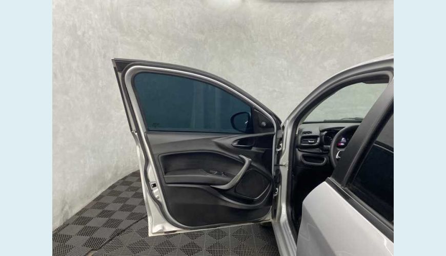 FIAT CRONOS 1.3 FLEX MANUAL 4P - PRATA - 2022 Foto 7 (Grande)