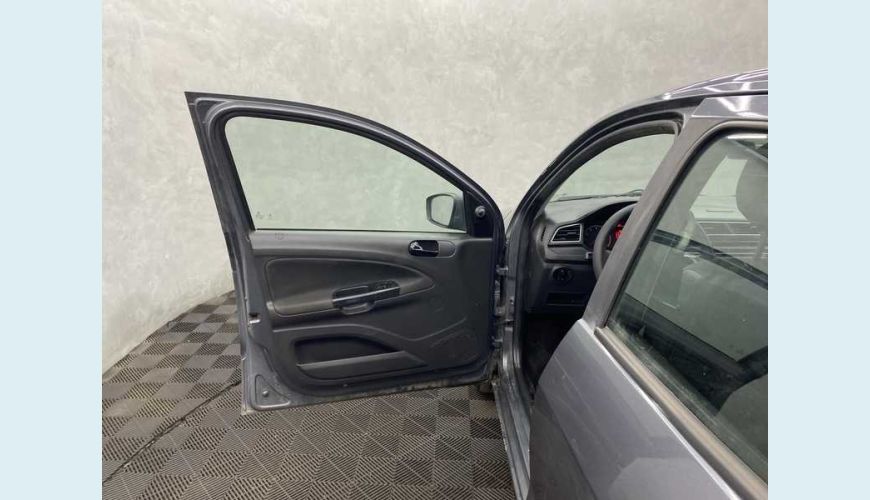 VOLKSWAGEN GOL 1.0 12V FLEX MANUAL 4P - CINZA - 2021 Foto 7 (Grande)