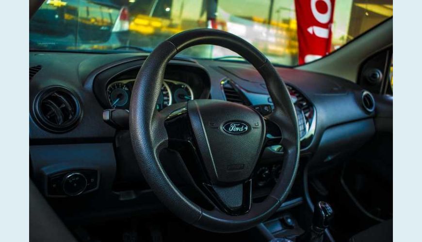 FORD KA SE PLUS 1.0 FLEX MANUAL 4P - PRETO - 2018 Foto 7 (Grande)