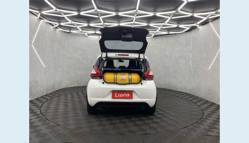 FIAT FIAT MOBI LIKE 1.0 FLEX MANUAL 4P - BRANCO - 2021 Foto 7 (Grande)