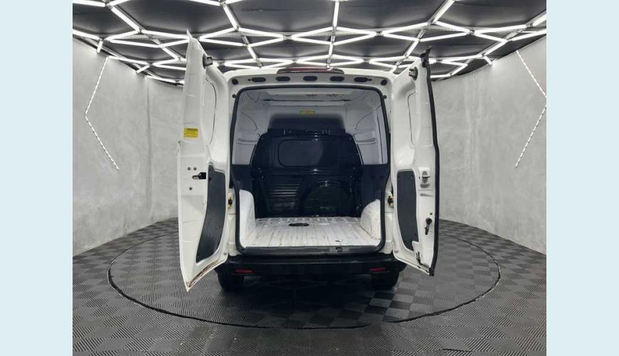 FIAT FIORINO ENDURANCE 1.4 FLEX MANUAL 3P - BRANCO - 2023 Foto 7 (Grande)