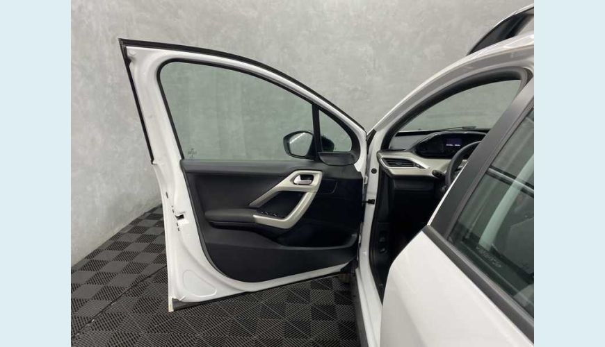 PEUGEOT 2008 ALLURE PACK 1.6 FLEX AUT. 4P - BRANCO - 2022 Foto 7 (Grande)