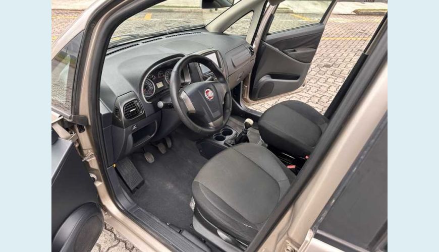 FIAT IDEA ATTRACTIVE 1.4 8V FLEX - BEGE - 2014 Foto 7 (Grande)