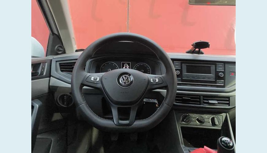 VOLKSWAGEN POLO 1.0 FLEX MANUAL 4P - BRANCO - 2018 Foto 7 (Grande)