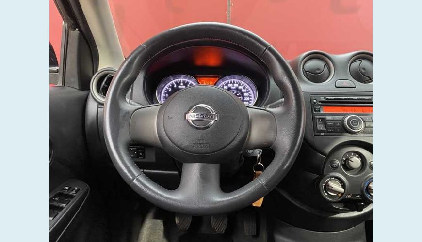 NISSAN NISSAN VERSA SL 1.6 16V FLEX MANUAL 4P - PRETO - 2014 Foto 7 (Grande)