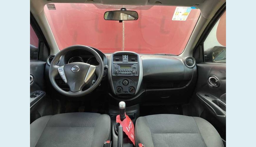 NISSAN VERSA SV 1.6 16V FLEX AUT. 4P - CINZA - 2017 Foto 7 (Grande)