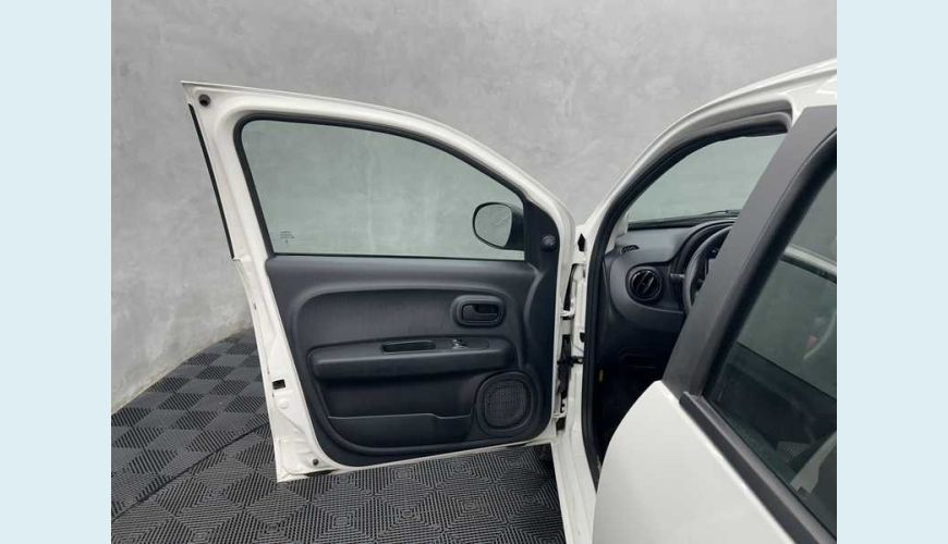 FIAT MOBI LIKE 1.0 FLEX MANUAL 4P - BRANCO - 2024 Foto 7 (Grande)