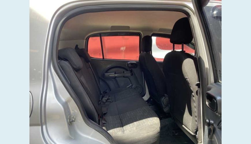 FIAT FIAT UNO VIVACE 1.0 8V FLEX MANUAL 4P - PRATA - 2016 Foto 7 (Grande)