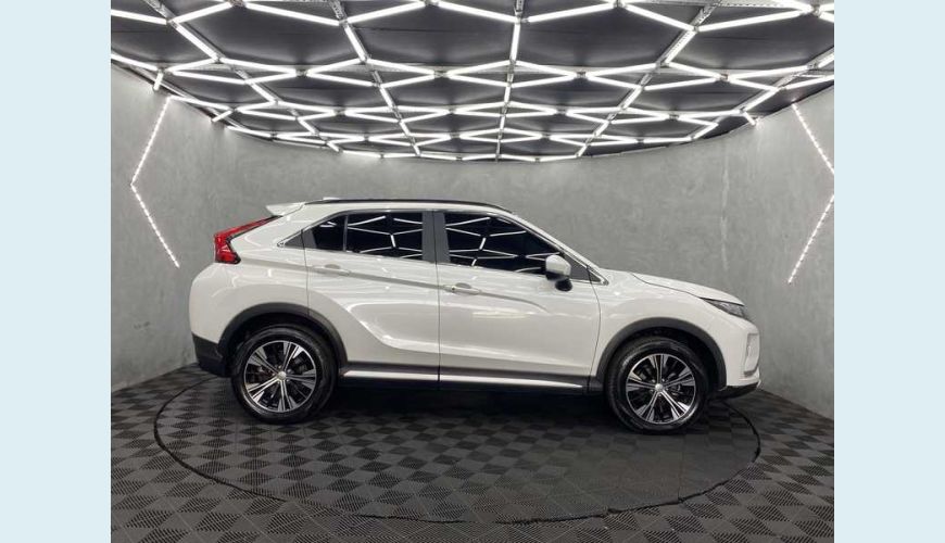 MITSUBISHI ECLIPSE CROSS HPE 1.5 TURBO AUT. 4P - BRANCO - 2022 Foto 7 (Grande)