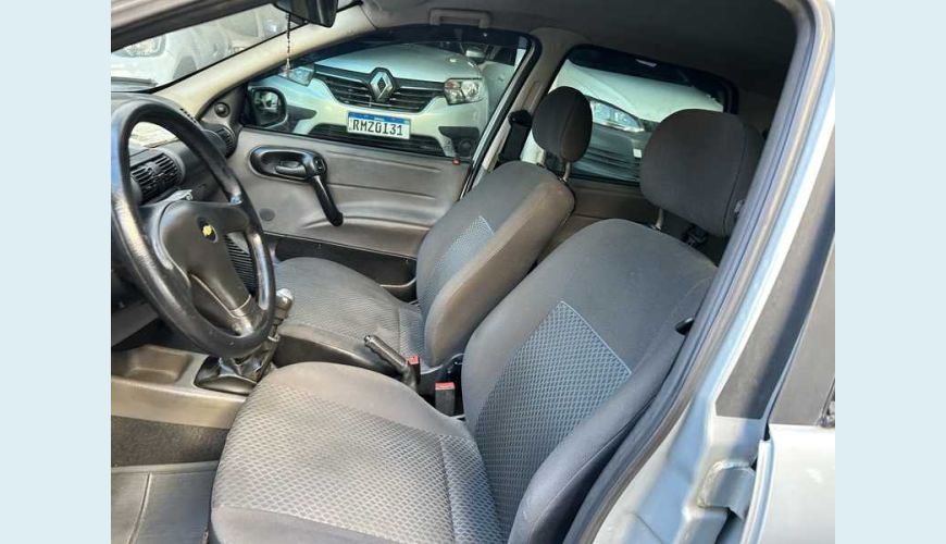 CHEVROLET CLASSIC LS VHC 1.0 FLEX MANUAL 4P - PRATA - 2012 Foto 7 (Grande)