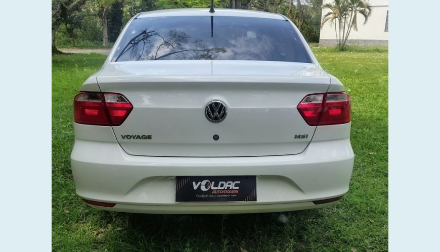 VOLKSWAGEN VOYAGE FLEX MANUAL 4P - BRANCO - 2018 Foto 7 (Grande)