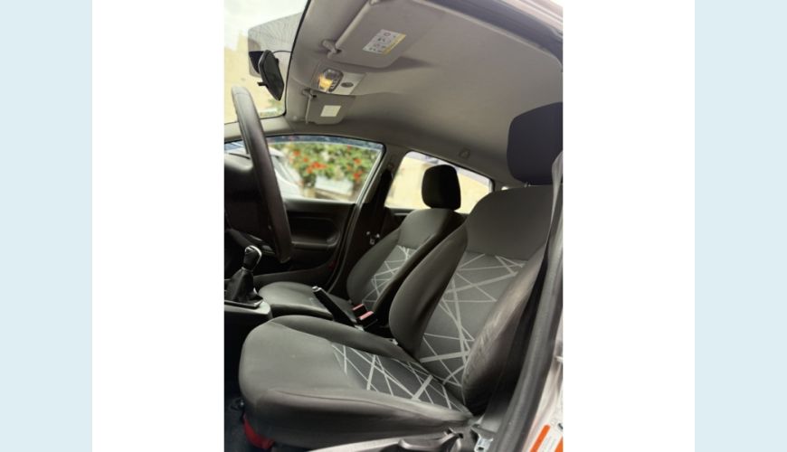 FORD FORD FIESTA FLEX MANUAL 4P - PRATA - 2014 Foto 7 (Grande)