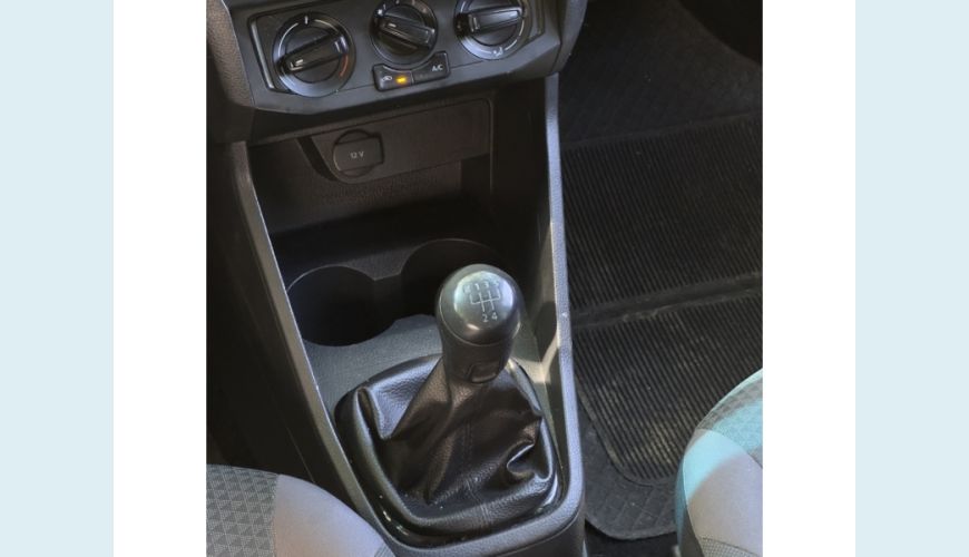 VOLKSWAGEN GOL - BRANCO - 2021 Foto 7 (Grande)