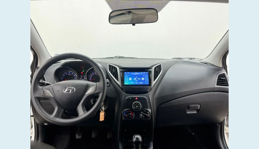 HYUNDAI HB 20 COMFORT 1.0 FLEX 12V MEC. - BRANCO - 2013 Foto 7 (Grande)