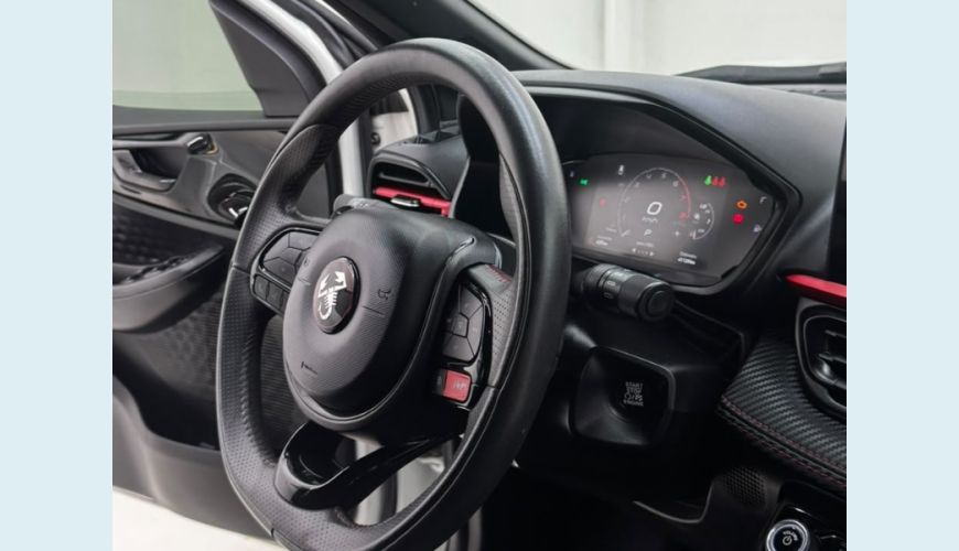 FIAT FASTBACK ABARTH TURBO FLEX 1.3 AUT. - BRANCO - 2024 Foto 7 (Grande)