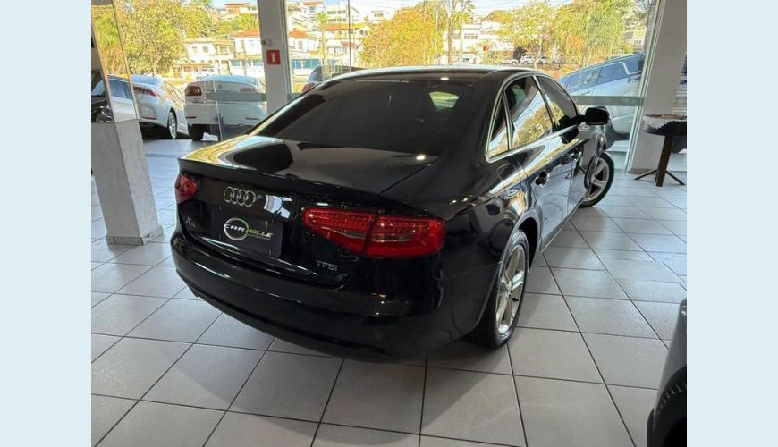 AUDI A4 LM 170CV - PRETO - 2015 Foto 7 (Grande)
