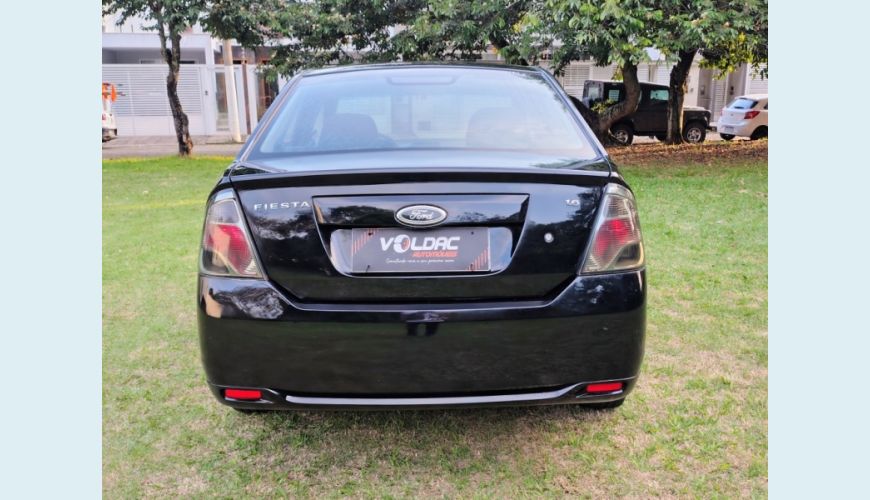 FORD FIESTA - PRETO - 2014 Foto 7 (Grande)