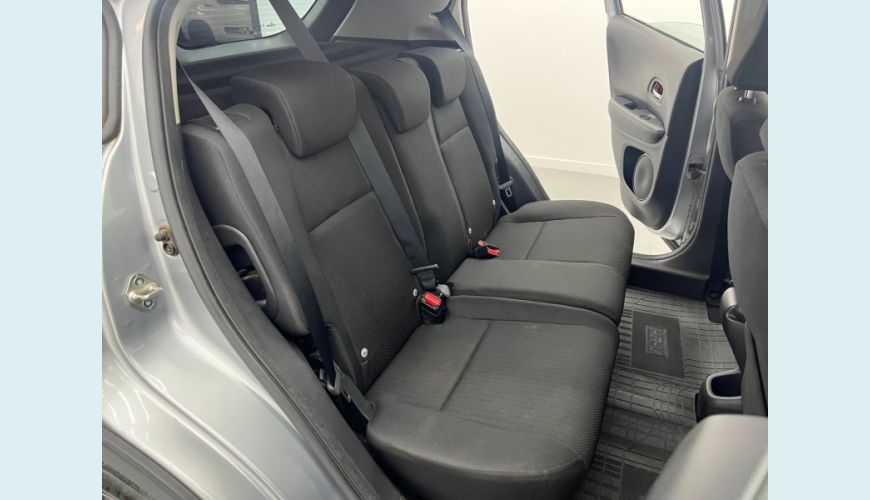 HONDA HR-V EX CVT - PRATA - 2018 Foto 7 (Grande)