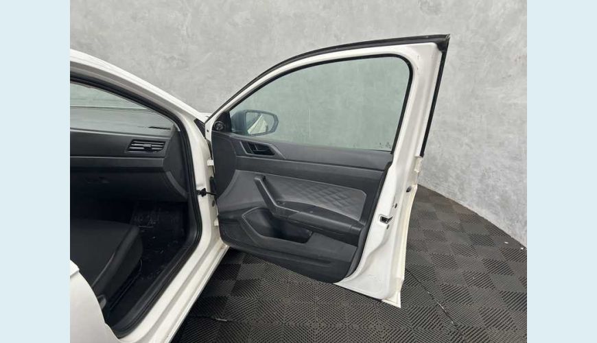 VOLKSWAGEN POLO TRACK 1.0 FLEX 12V 5P - BRANCO - 2024 Foto 7 (Grande)