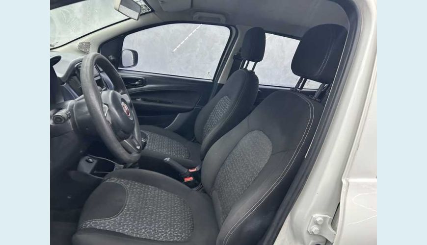 FIAT UNO ATTRACTIVE 1.0 - BRANCO - 2021 Foto 7 (Grande)