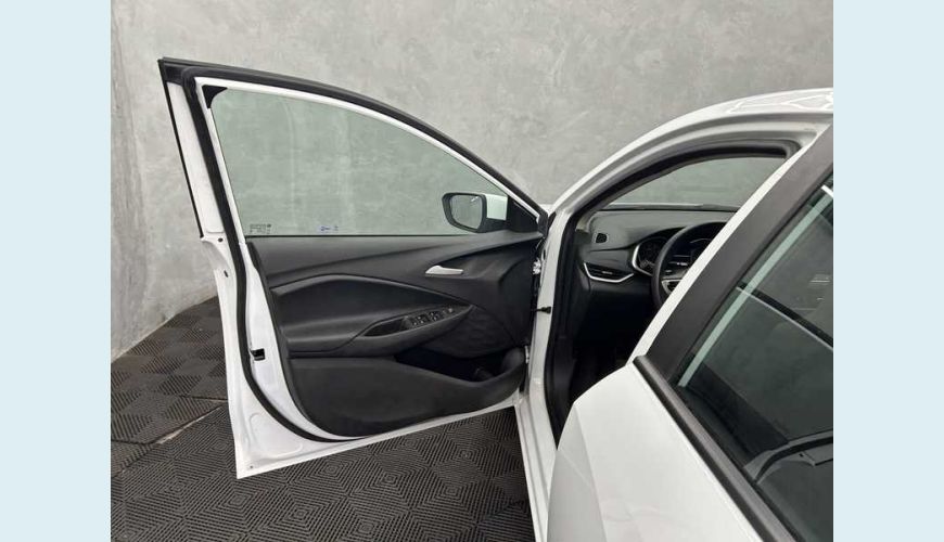 CHEVROLET ONIX LT 1.0 TURBO - BRANCO - 2024 Foto 7 (Grande)