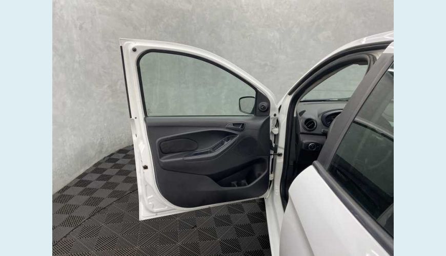 FORD KA 1.0 SE (FLEX) - BRANCO - 2019 Foto 7 (Grande)