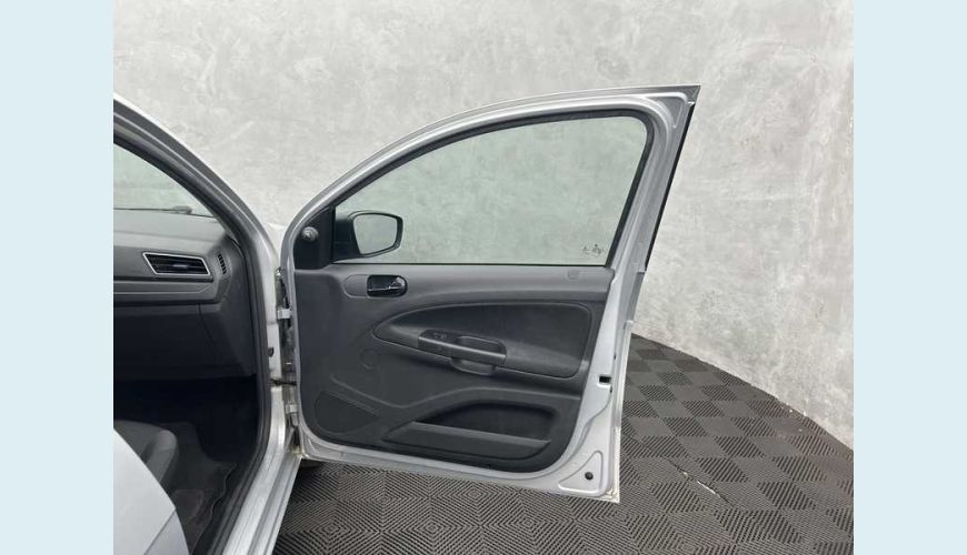VOLKSWAGEN GOL 1.0 12V (FLEX) - PRATA - 2022 Foto 7 (Grande)