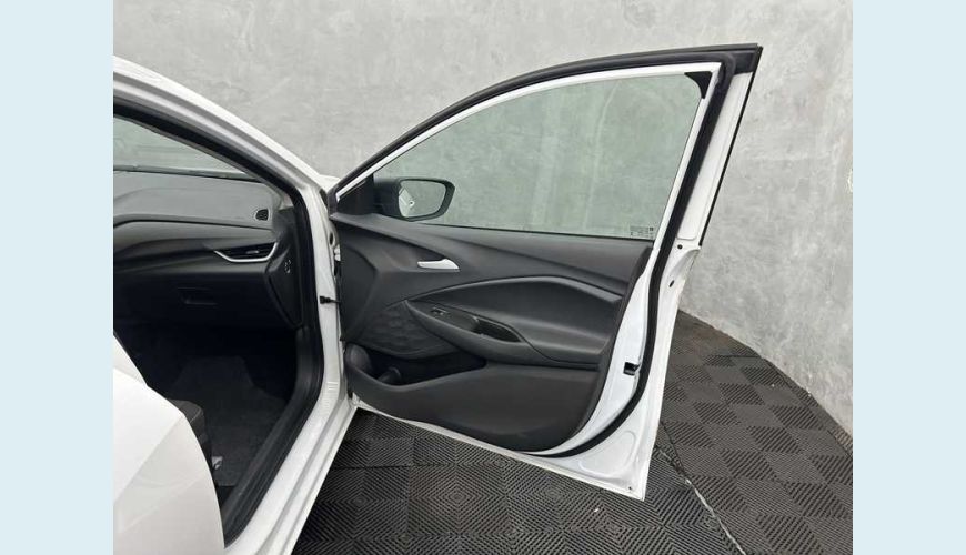 CHEVROLET ONIX PLUS LT 1.0 - BRANCO - 2025 Foto 7 (Grande)