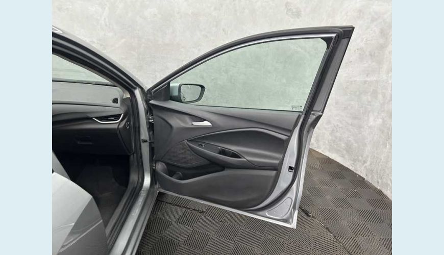 CHEVROLET ONIX PLUS LTZ 1.0 TURBO (AUT.) - PRATA - 2024 Foto 7 (Grande)