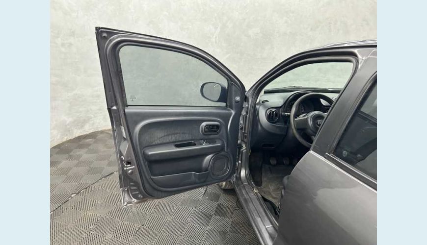 FIAT MOBI LIKE 1.0 (FLEX) - CINZA - 2023 Foto 7 (Grande)