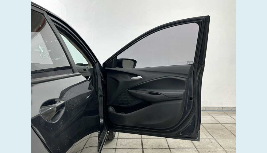 CHEVROLET ONIX LTZ 1.0 TURBO (AUT.) - CINZA - 2024 Foto 7 (Grande)