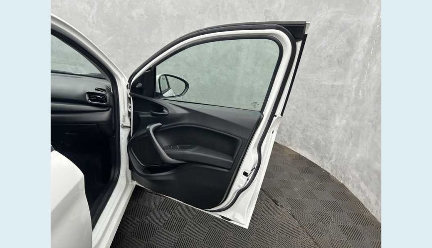 FIAT CRONOS DRIVE 1.3 (FLEX) MT - BRANCO - 2023 Foto 7 (Grande)