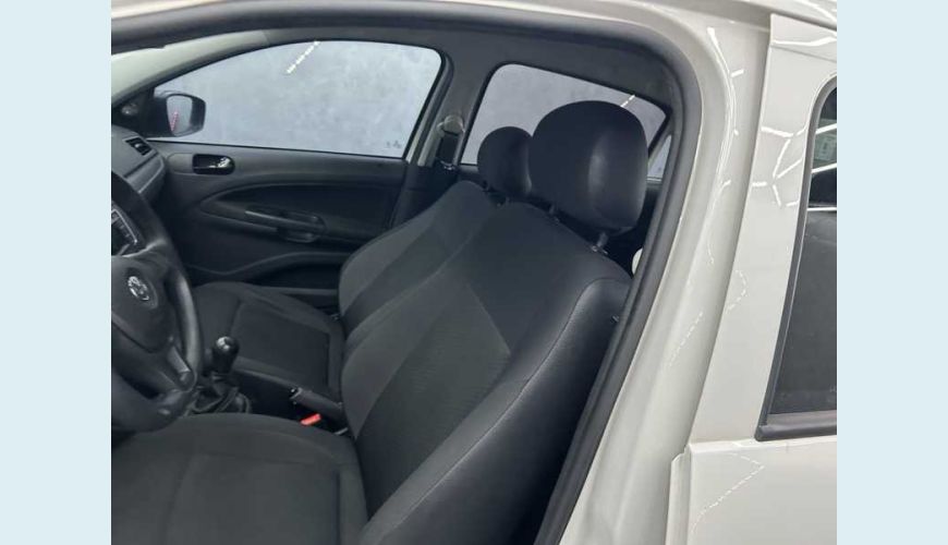 VOLKSWAGEN VOYAGE 1.0 MPI (FLEX) - BRANCO - 2023 Foto 7 (Grande)