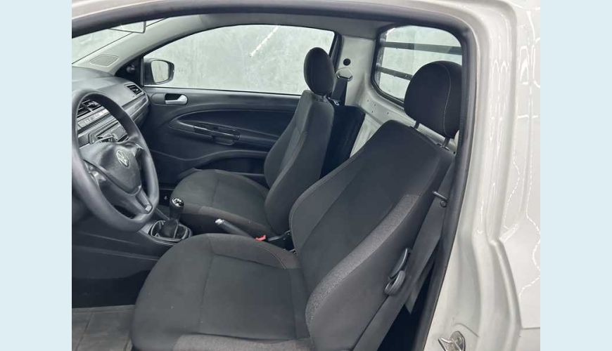 VOLKSWAGEN SAVEIRO ROBUST TOTAL FLEX 16V - BRANCO - 2024 Foto 7 (Grande)
