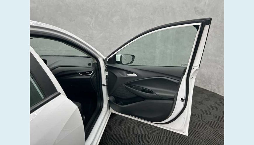 CHEVROLET ONIX PLUS LT 1.0 - BRANCO - 2024 Foto 7 (Grande)