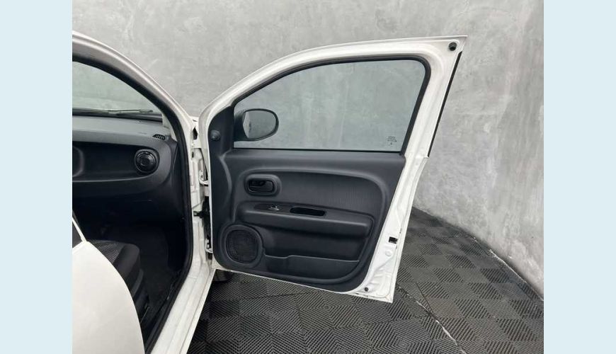 FIAT MOBI LIKE 1.0 (FLEX) - BRANCO - 2023 Foto 7 (Grande)