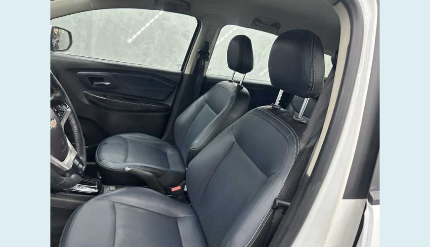 CHEVROLET SPIN PREMIER 1.8 (AUT.) - BRANCO - 2023 Foto 7 (Grande)