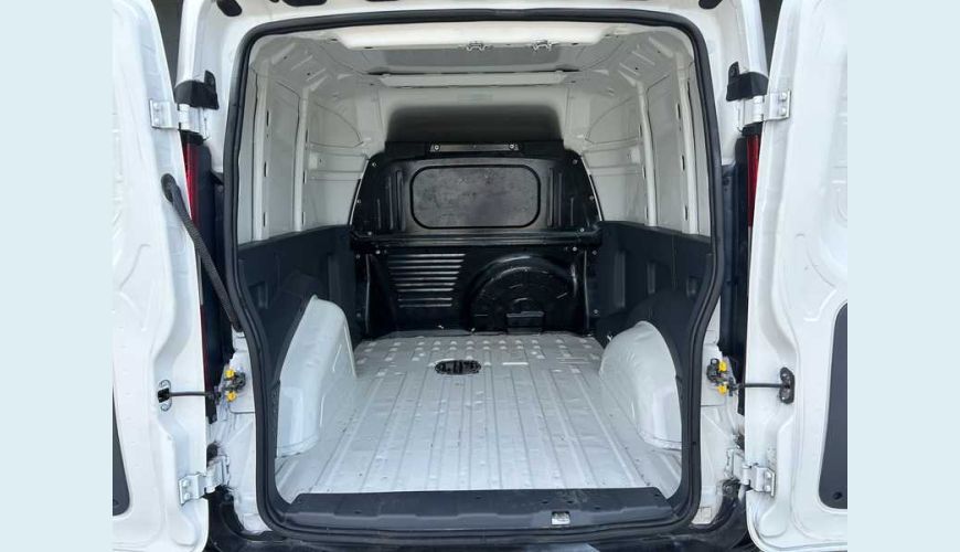 FIAT FIORINO 1.4 ENDURANCE (FLEX) - BRANCO - 2023 Foto 7 (Grande)