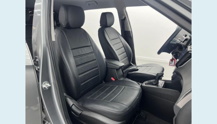 HYUNDAI CRETA 16A ACTION - CINZA - 2023 Foto 7 (Grande)