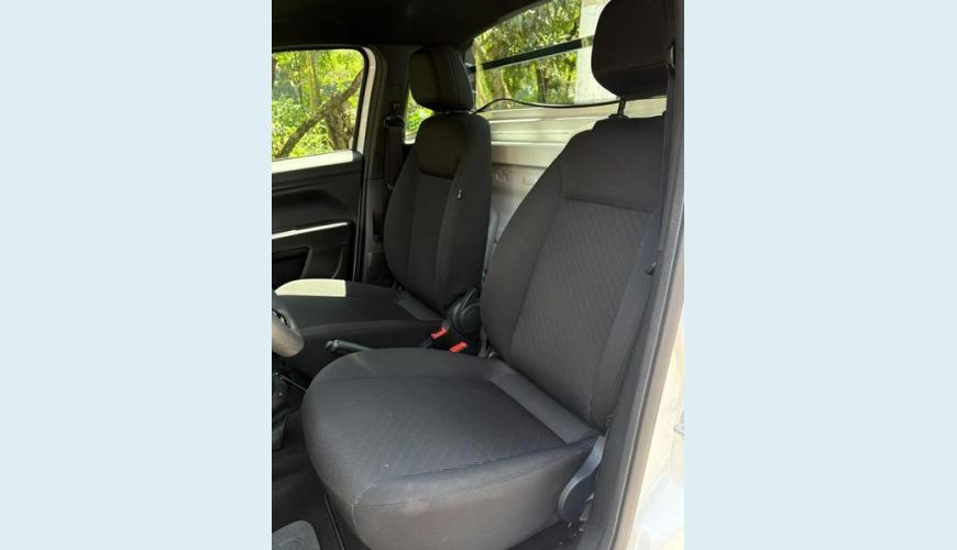 FIAT STRADA ENDURAN CS13 - BRANCO - 2026 Foto 7 (Grande)